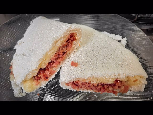 Tapioca Frango com calabresa e muçarela