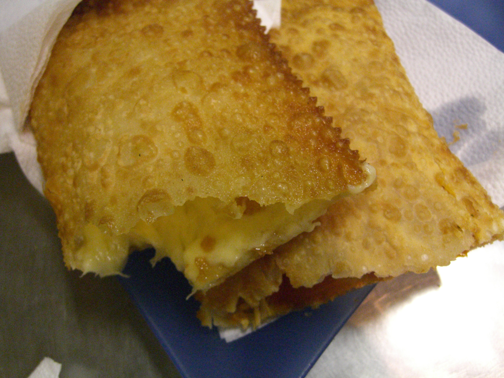 Pastel Carne de Sol na Nata