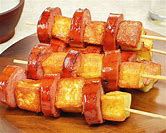 Espeto de Calabresa com Queijo