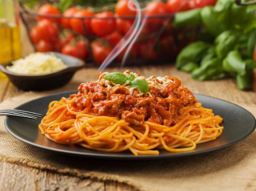 Espaguete a Moda da Casa - Serve 2 Pessoas