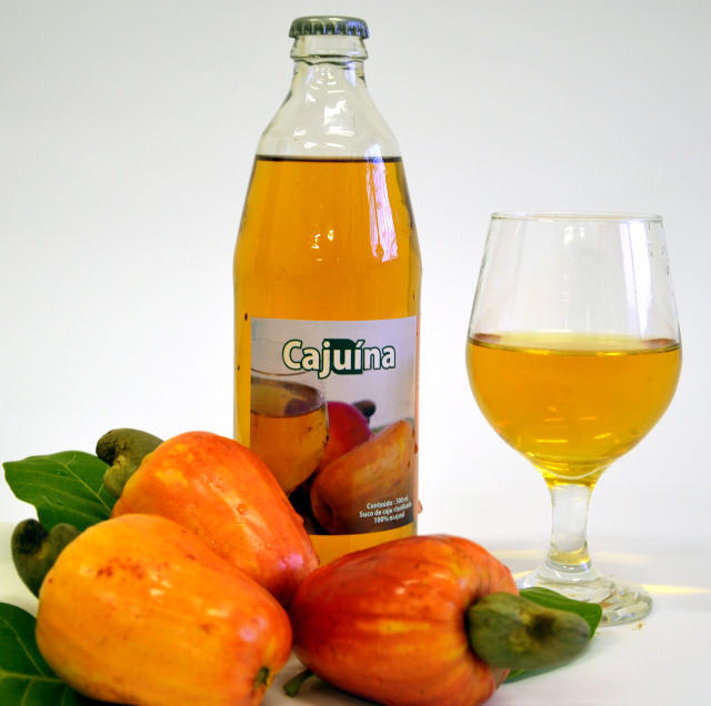 Cajuína Natural 1 Litro