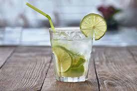 Caipirinha de Vodka e Limão