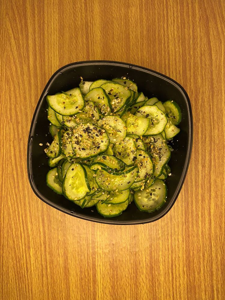 Sunomono ( pepino agridoce)