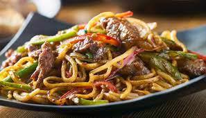 Yakissoba De Carne