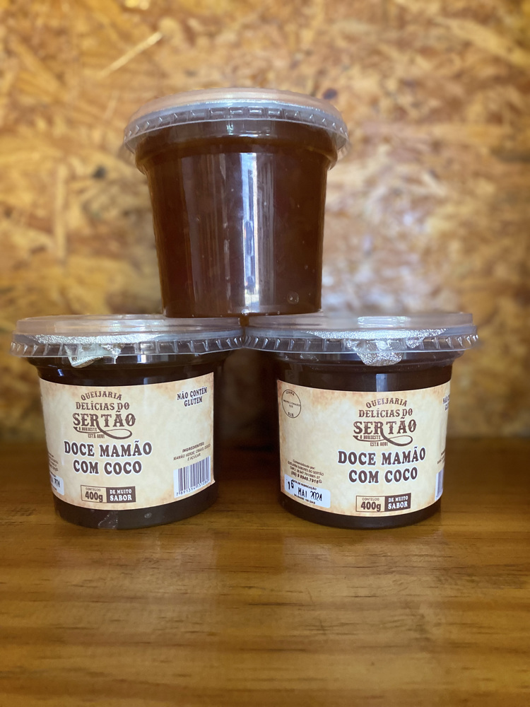 Doce de mamão com coco