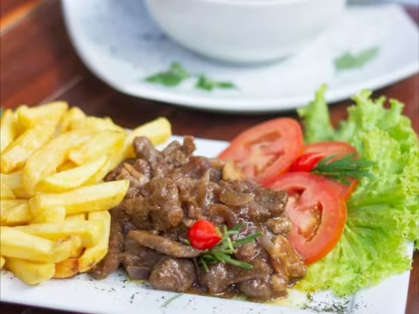 Filé com Fritas (Petisco)