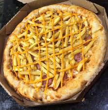 PIZZA DE CALABRESA C/ BATATA PALHA (M)