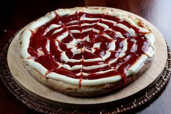 PIZZA  ROMEU E JULIETA G