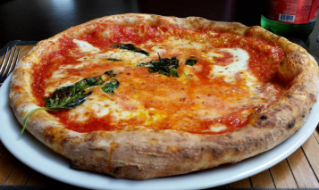 PIZZA SUÍÇA (M)