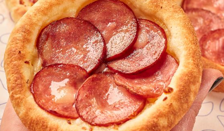 ESFIHA DE PEPPERONI
