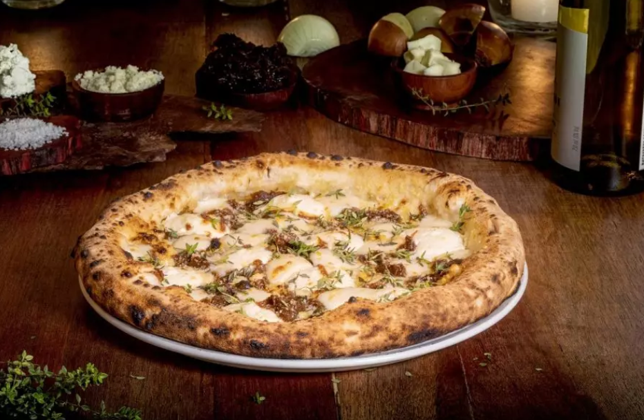 PIZZA DE FRANGO COM MUSSARELA (M)