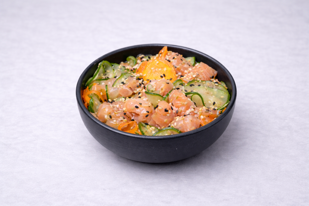 Sunomono com salmão