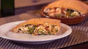 PIZZA FRITA SALGADA (P)