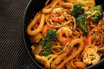 Yakissoba de Frutos do Mar 