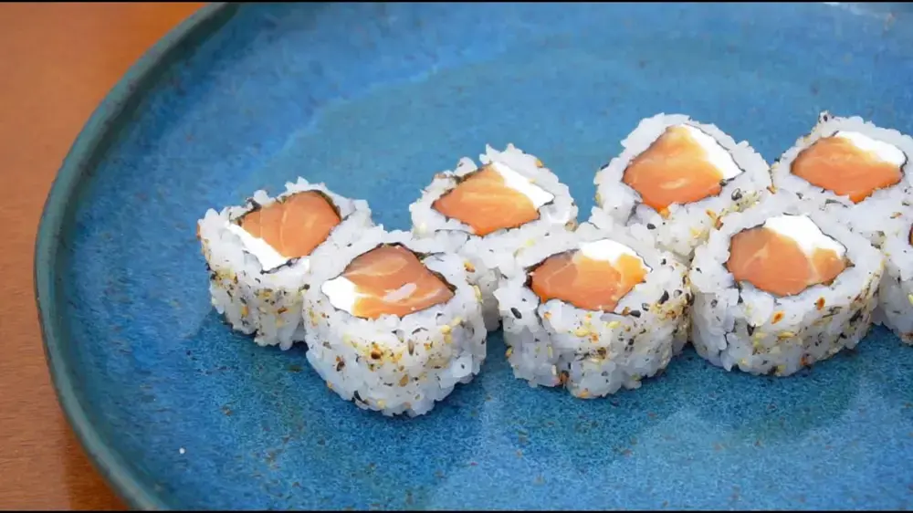 Uramaki Salmão