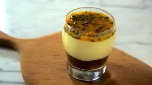 Mousse de Maracujá com Chocolate