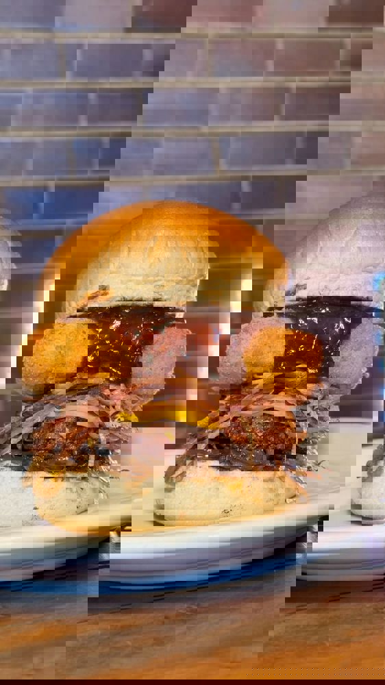 BBQ EMPANADO