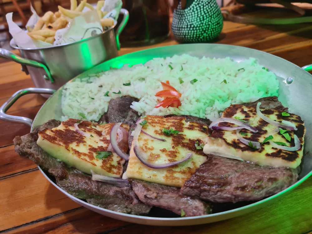 CARNE DE SOL À MODA 