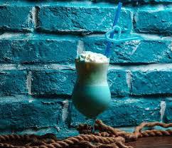 MILK SHAKE CÉU AZUL