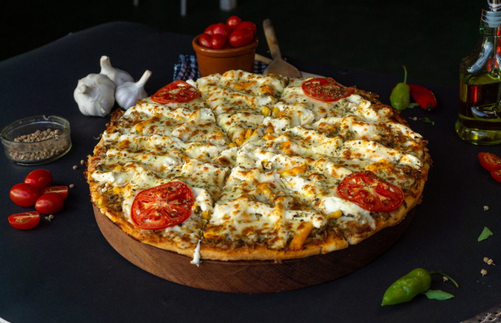 PIZZA FRANGO COM CATUPIRY