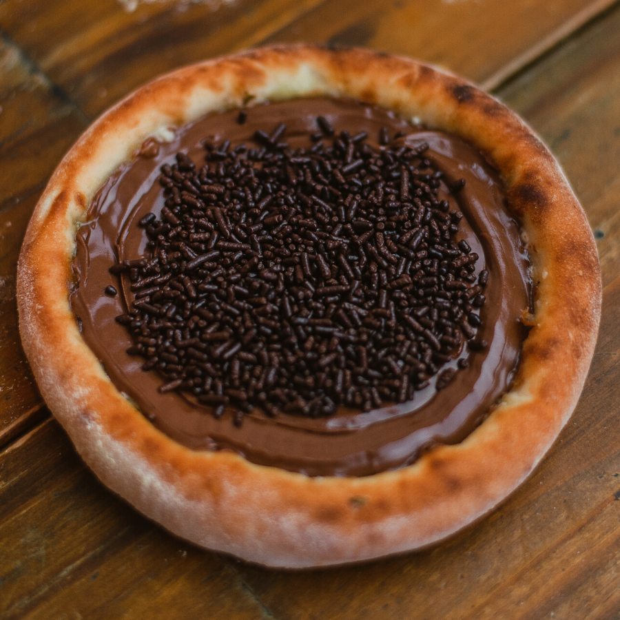 Esfiha de Brigadeiro