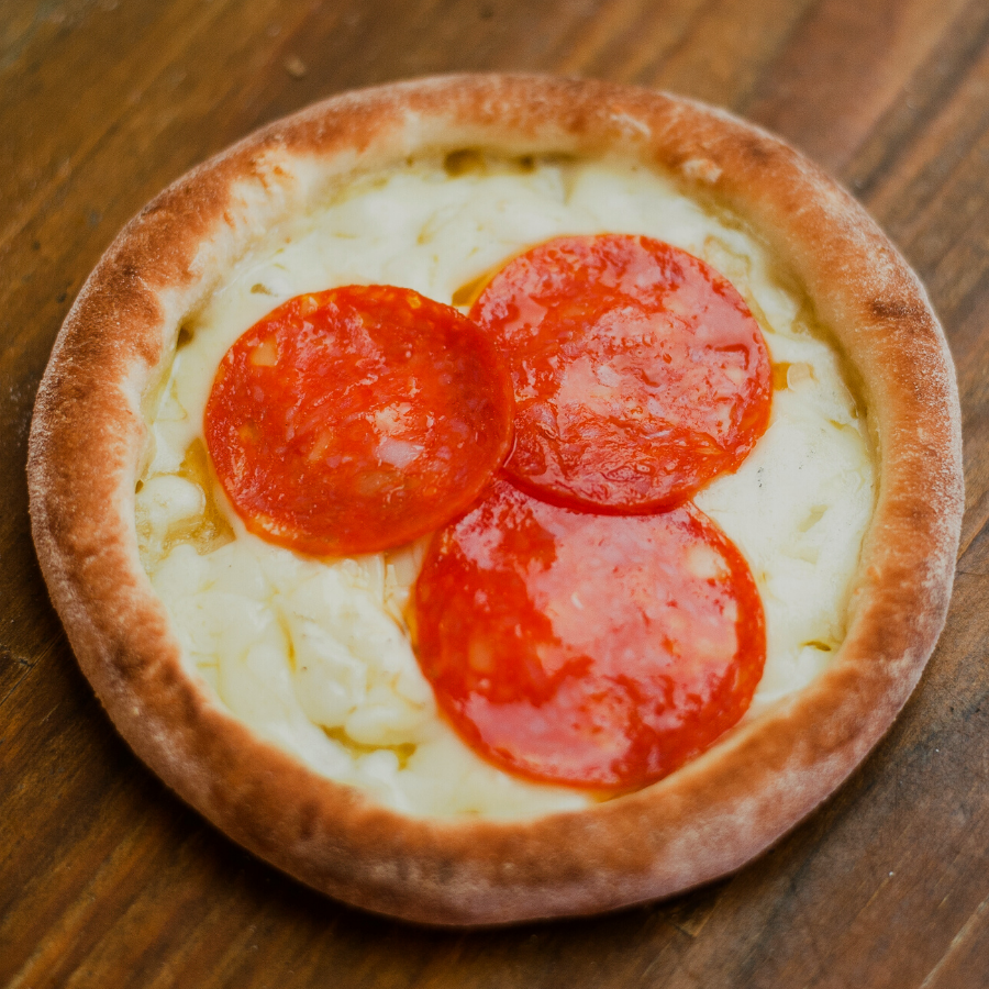 Esfiha de Pepperoni