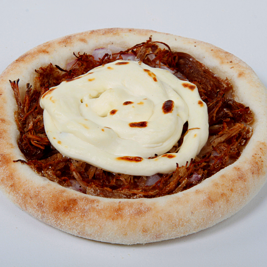 Esfiha de Carne de Sol com Cream Chesse