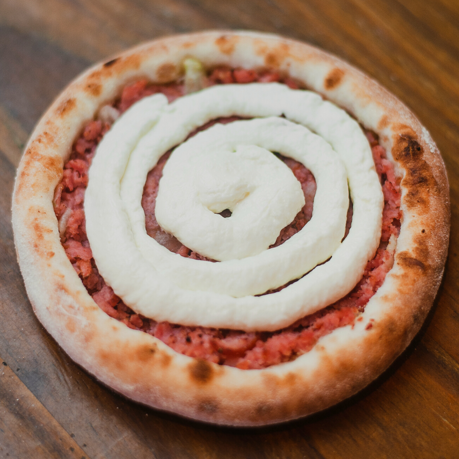 Esfiha de Calabresa Com Cream Chesse