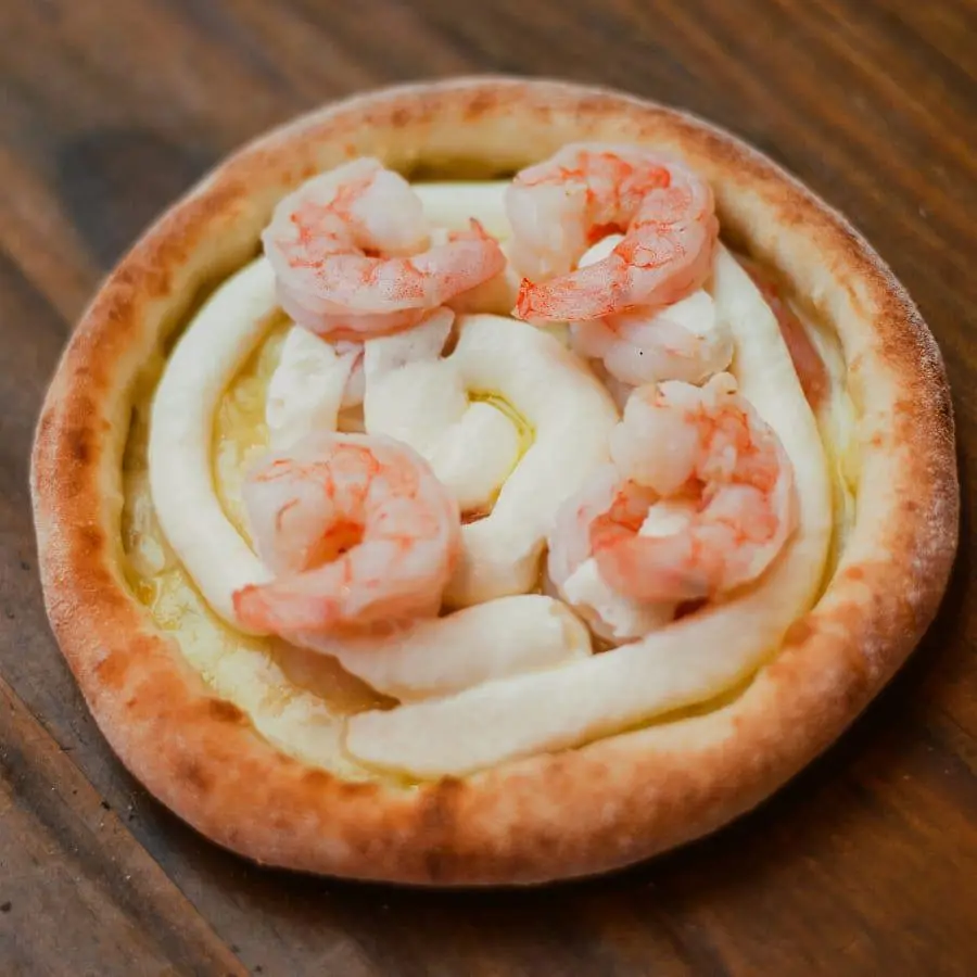 Esfiha de Camarão com Cream Chesse