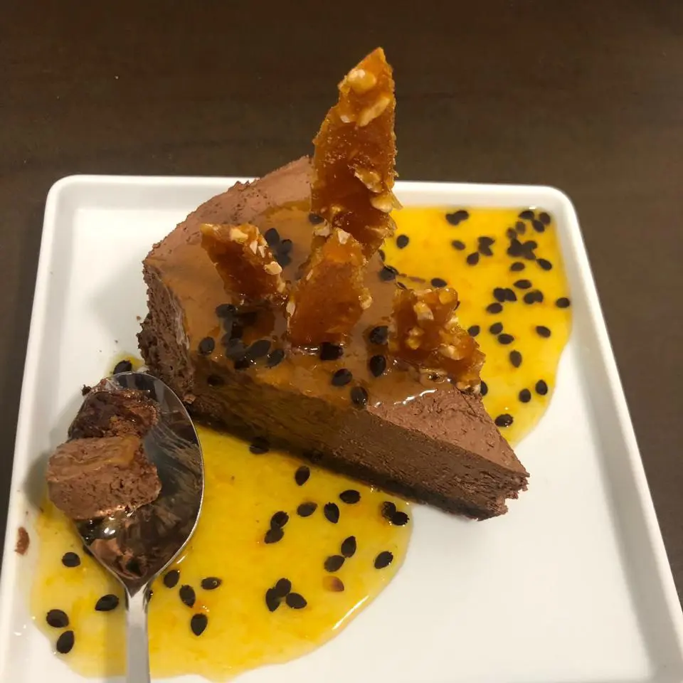 MORENA COM CHEIRO DE MARACUJÁ